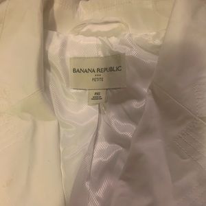Banana republic white trench coat
